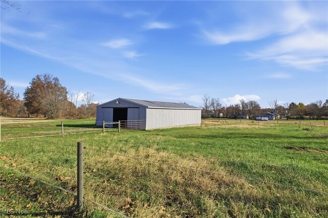 Building Photo - 12192 Leffingwell Rd