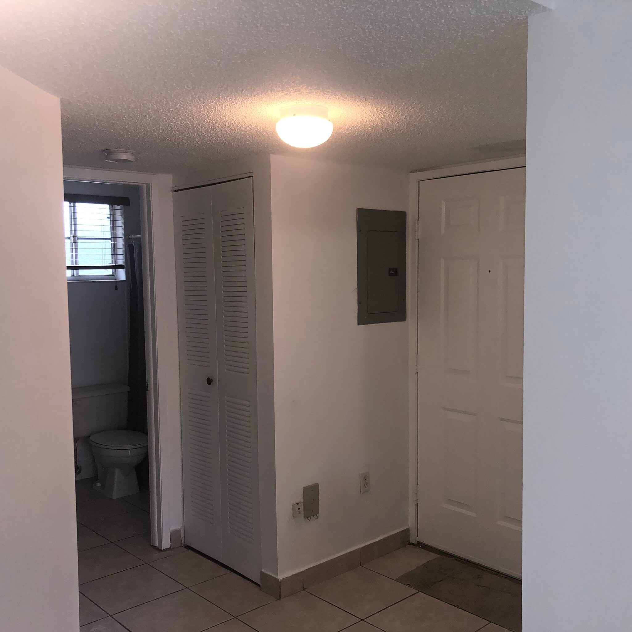 Building Photo - 1155 NW 124th Pl