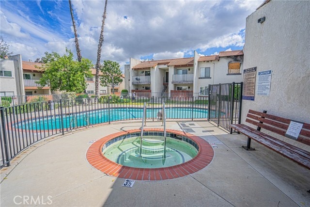 Building Photo - 23611 Golden Springs Dr