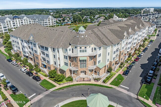 Building Photo - 33 Cooper Ave