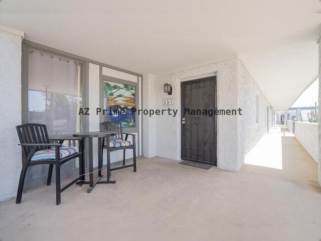 Building Photo - 3314 N 68th St