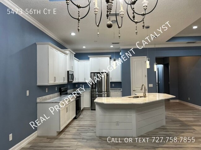 Building Photo - 5473 56th Ct E