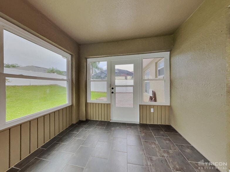 Building Photo - 319 Dolcetto Dr