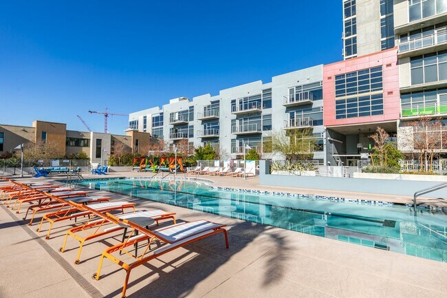 Building Photo - Modern High-Rise Living at Juhl with City Views