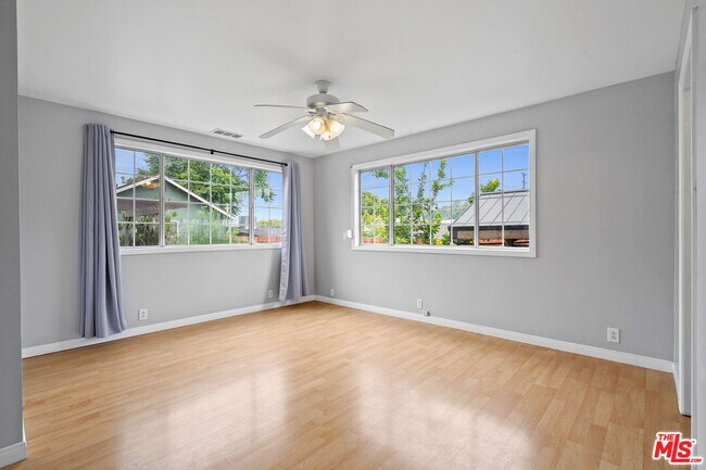 Building Photo - 6122 Strickland Ave