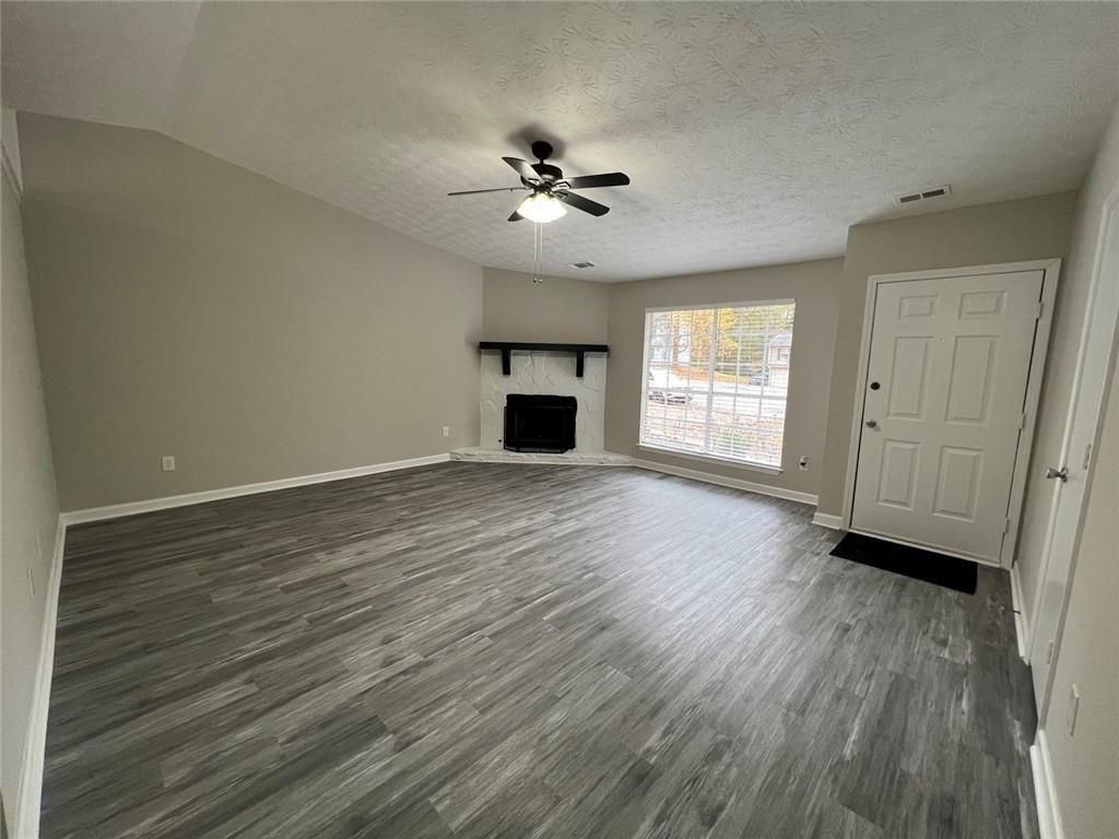 Building Photo - 5285 Sugar Crest Dr