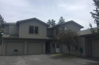 Building Photo - h1121