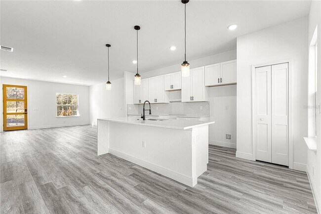 Building Photo - 15413 SW 65th Ter Rd