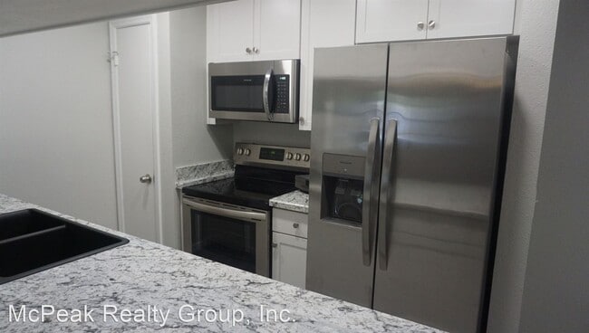 Building Photo - 2 br, 2 bath House - 209 Red Maple