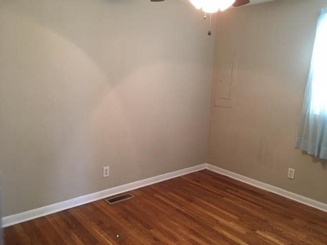 Building Photo - 616A Eastboro Dr