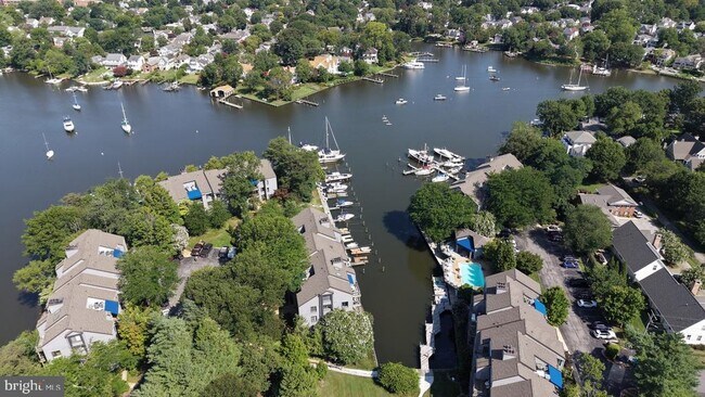 Building Photo - 6 Spa Creek Landing