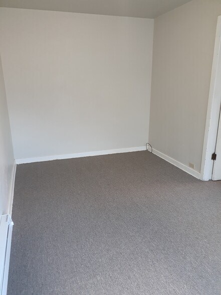 Building Photo - 1228 Ratone St