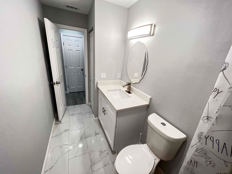 Building Photo - 111 W Hanlon St