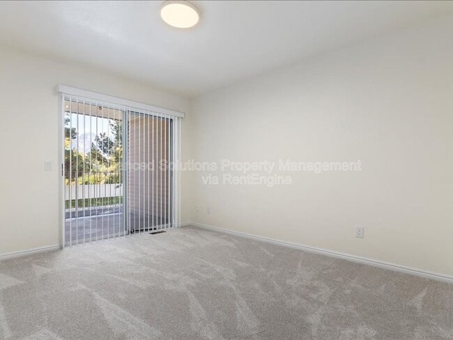 Building Photo - 9132 S Scirlein Dr