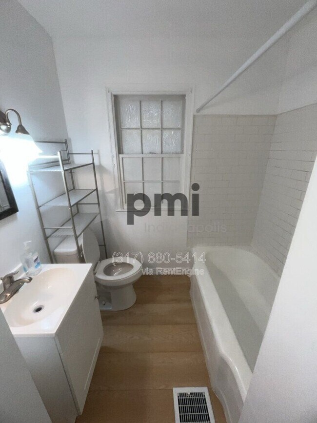 Building Photo - 3539 N Euclid Ave