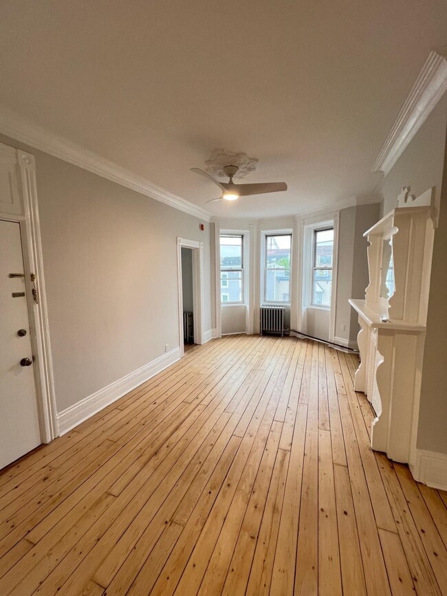Building Photo - 343 Pavonia Ave