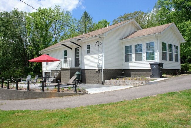 Building Photo - 4518 Holston Hills Rd