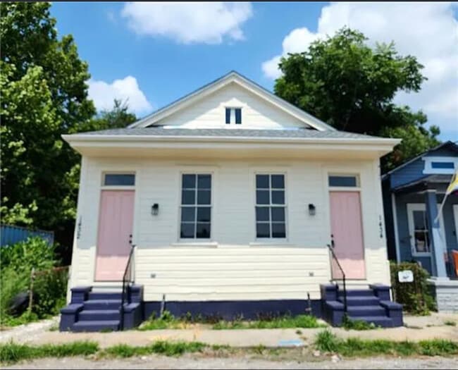 Building Photo - 1434 Louisa St