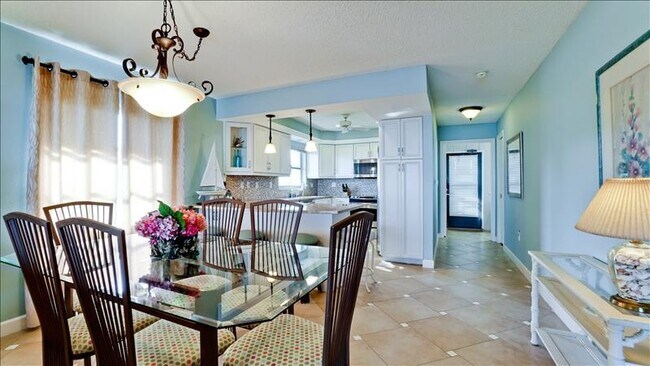 Dining/kitchen - 6400 Flotilla Dr