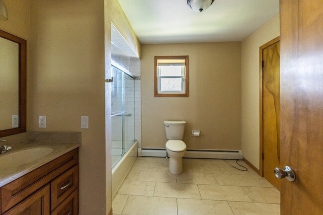 Building Photo - 82 Terrace Dr