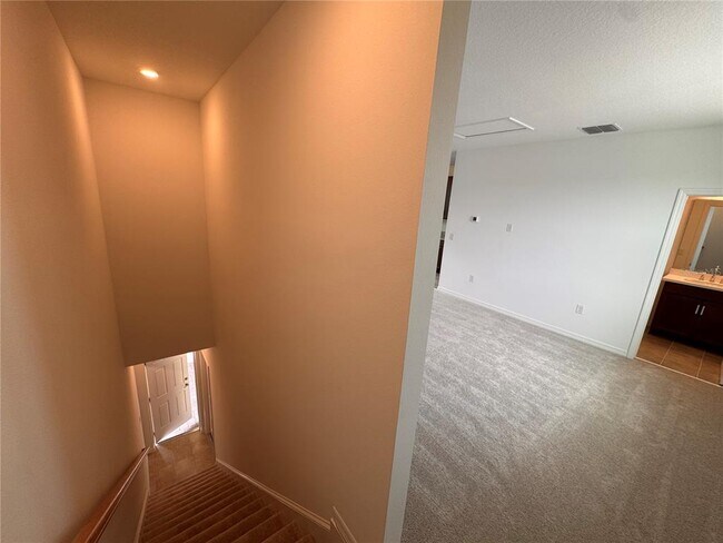 Building Photo - 14727 Field Daisy Dr