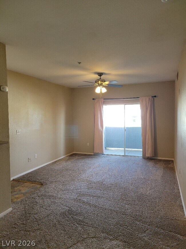 Building Photo - 6955 N Durango Dr
