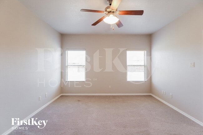 Building Photo - 5134 Mountain View Dr