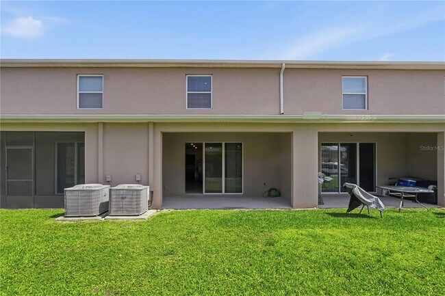 Building Photo - 1228 Yellow Finch Dr