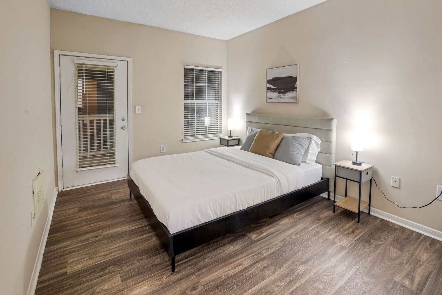 Building Photo - 1701 Wildwood Crossings Dr