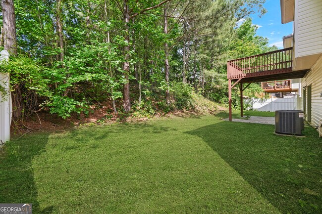 Building Photo - 2705 Waymar Dr SW