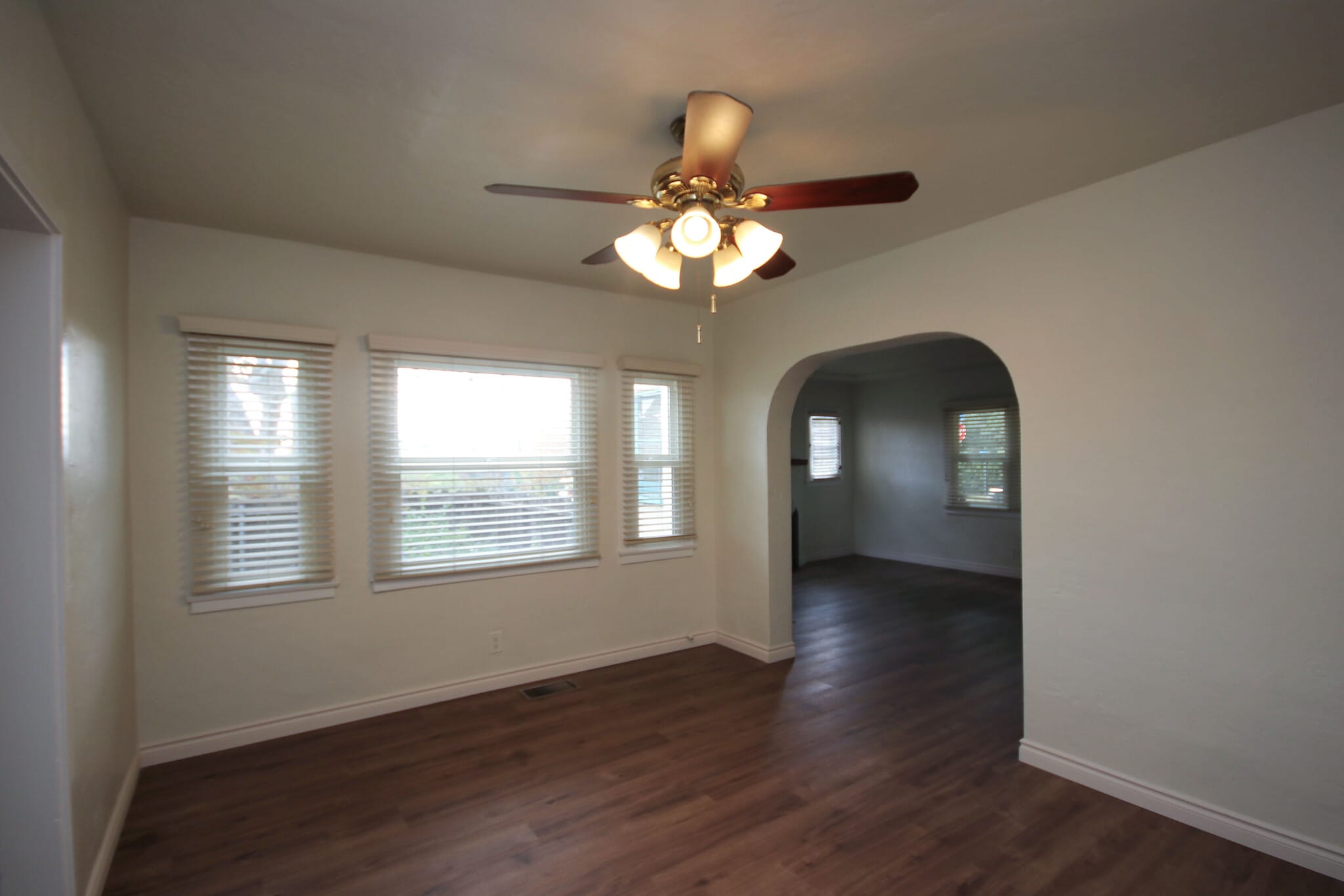 Building Photo - 2350 Marengo Ave