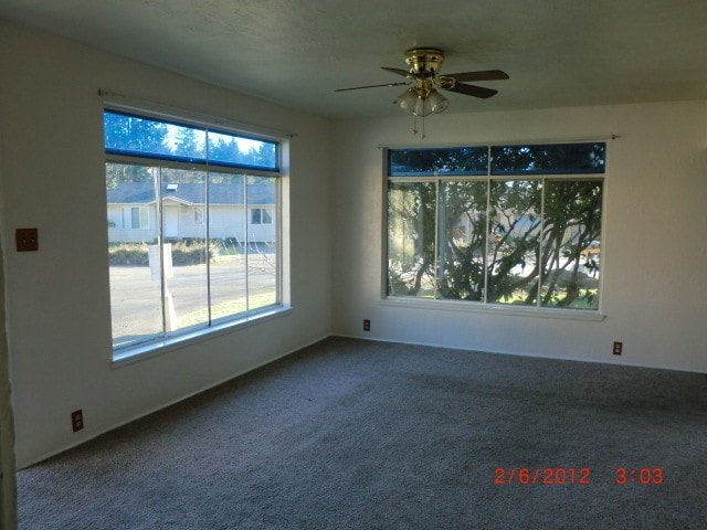 Building Photo - Rent Ready --- Pending approved tenant