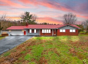 Building Photo - Three Bedroom Home in Corbin, KY