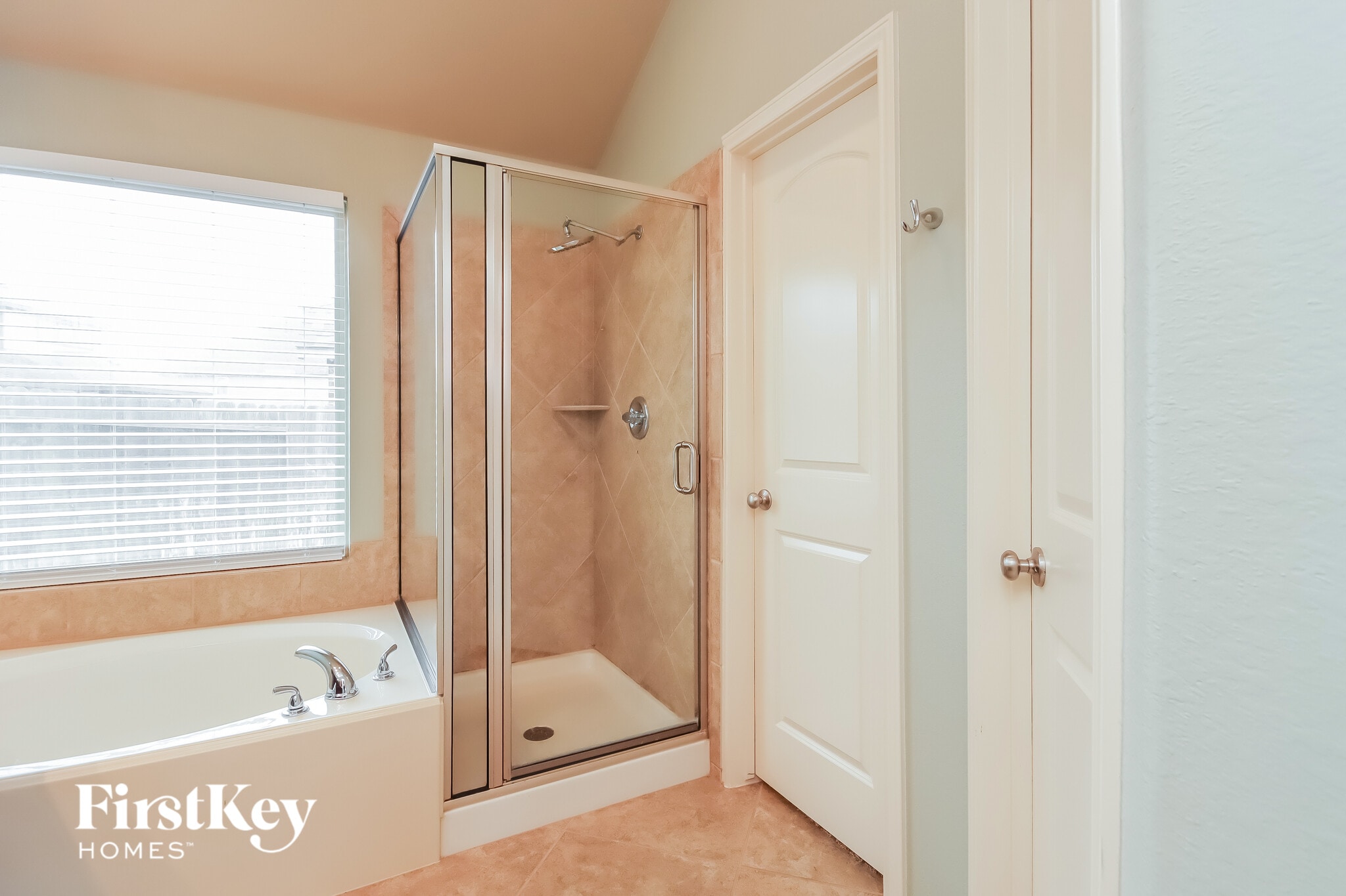 Building Photo - 4127 Ponderosa Hills Ln