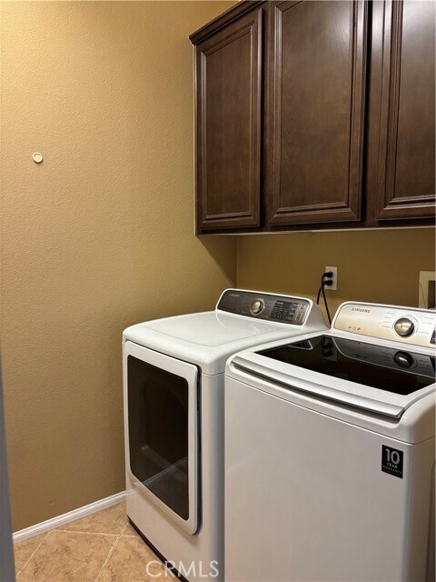 Building Photo - 31124 Strawberry Tree Ln