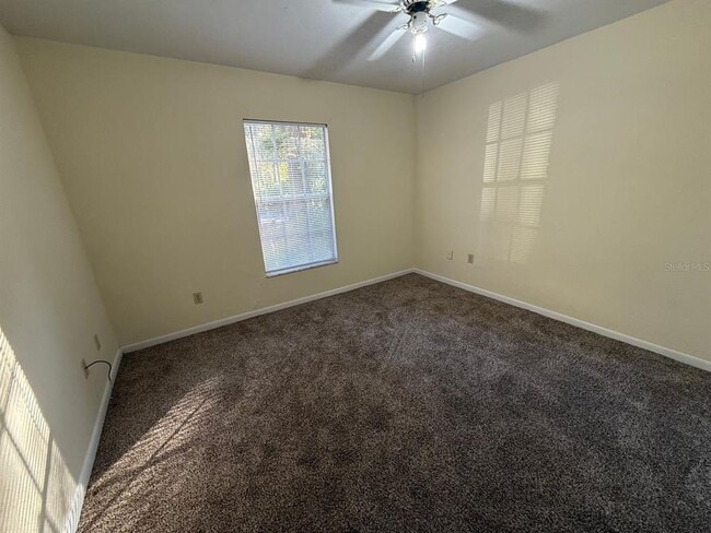 Building Photo - 1100 SW 20 Pl