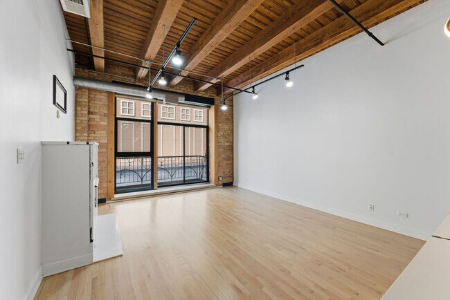 Building Photo - 1133 S Wabash Ave