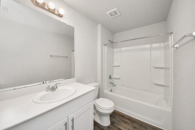 Building Photo - 20715 Southern Wds Blvd
