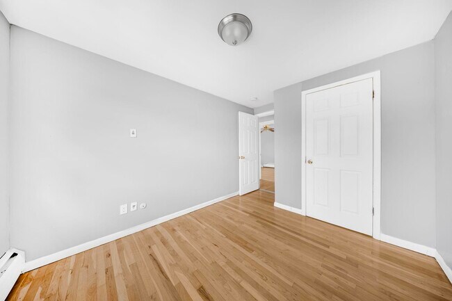Building Photo - 420 Kipp Ave