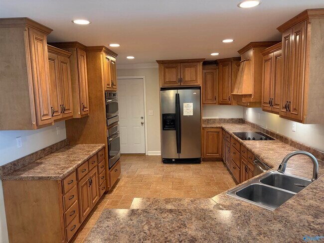 Building Photo - 304 Bellingrath Dr SW