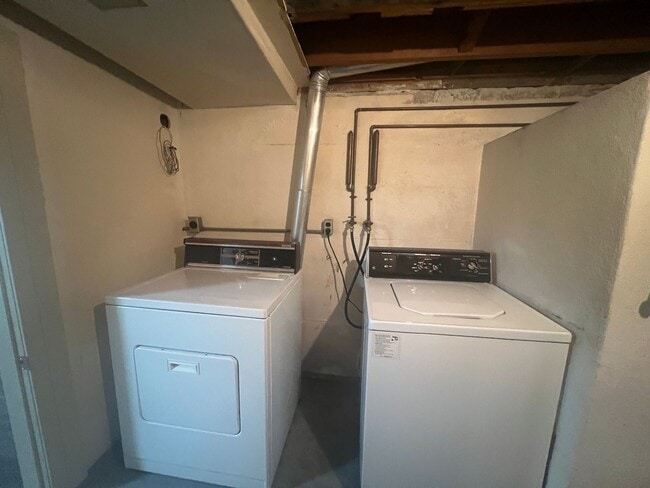 Building Photo - Click the “Apply Now” button or email wapmrentals@gmail.com for a prompt response.