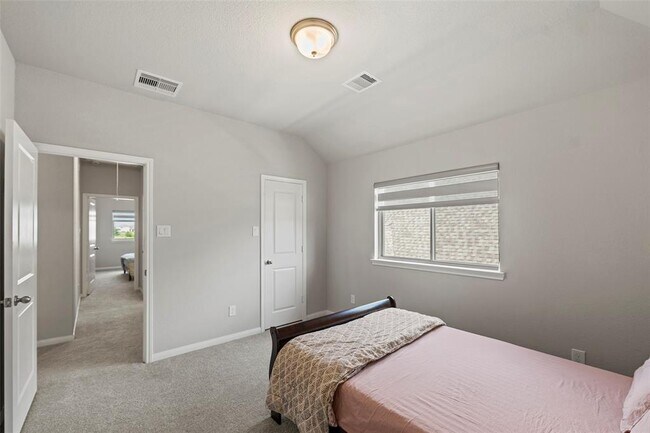 Building Photo - 11307 Cosmopolitan Dr