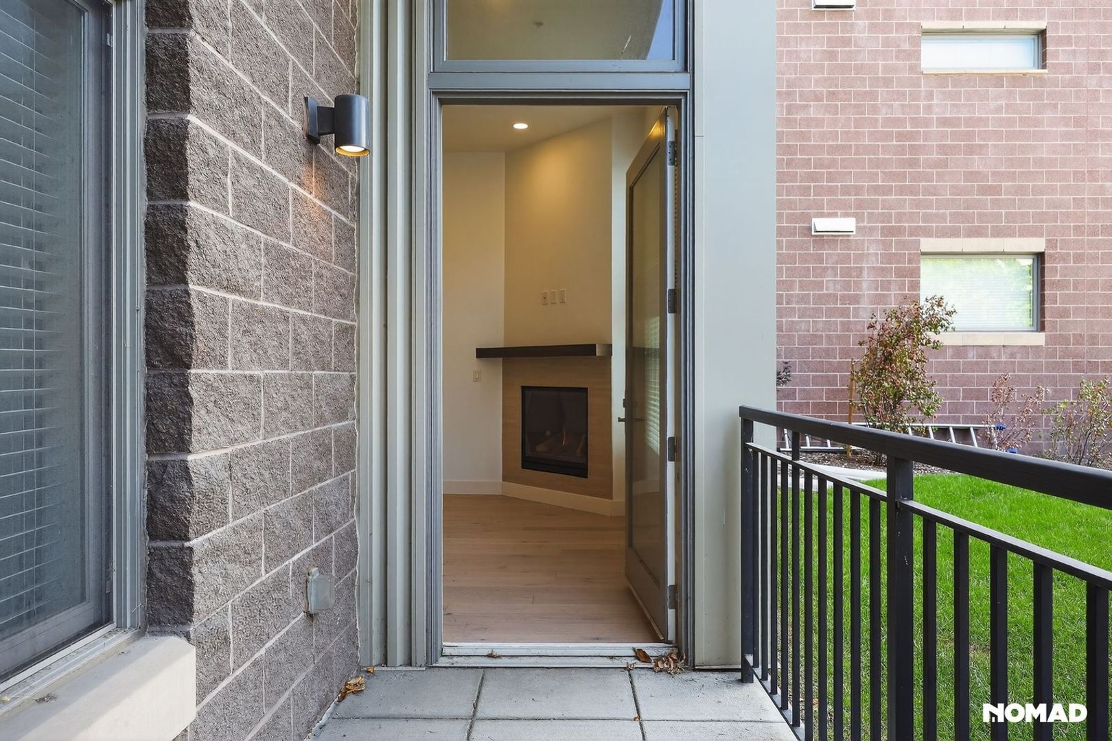 Building Photo - 3301 Arapahoe Ave