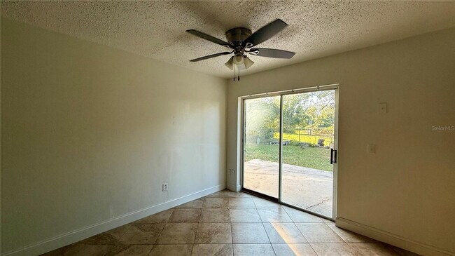 Building Photo - 126 Zacalo Way