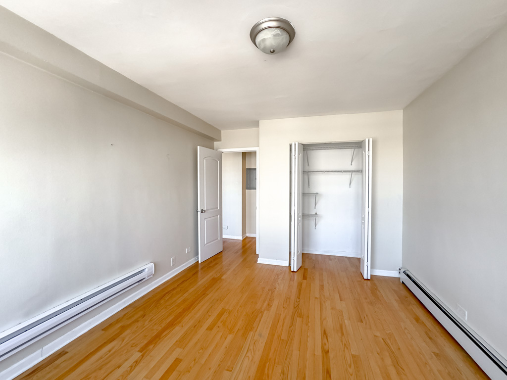 Building Photo - 4180 N Marine Dr