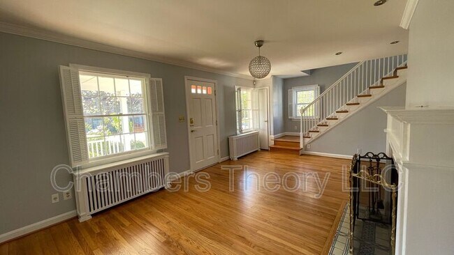 Building Photo - 10130 Blake Ln