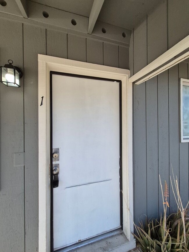 Interior Photo - Pepperwood