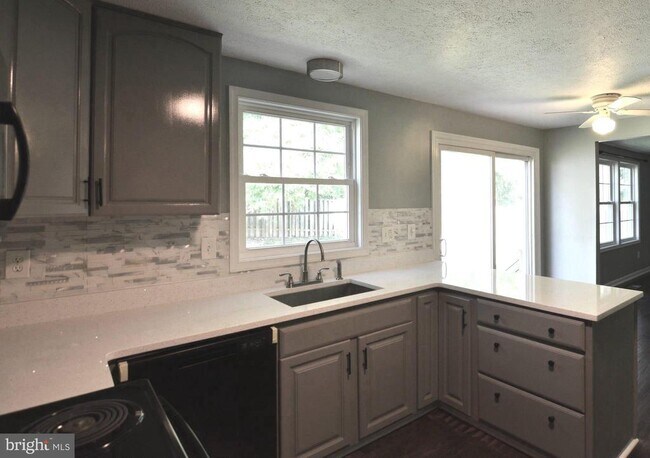 Building Photo - 17312 Amity Dr