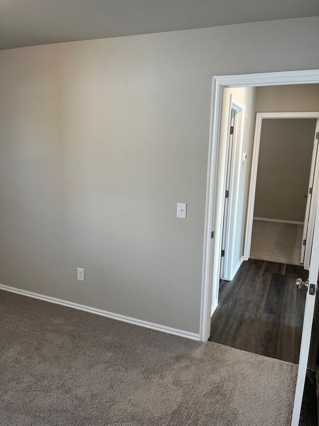 Building Photo - 1st Month Free!