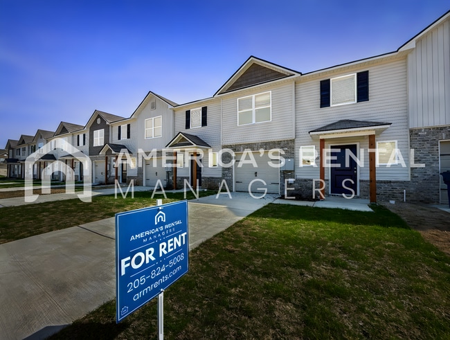 Building Photo - Home in Lincoln, AL for Rent! View with 48 Hours Notice!